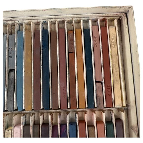 FaberCastell Design NuPastel Set Of 96 Firm Sticks With Box Used Vintage - Picture 9 of 16